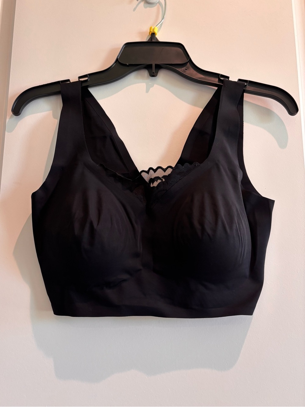 Rhonda Shear XL Black Seamless Lace Trim Wireless Comfort Bra